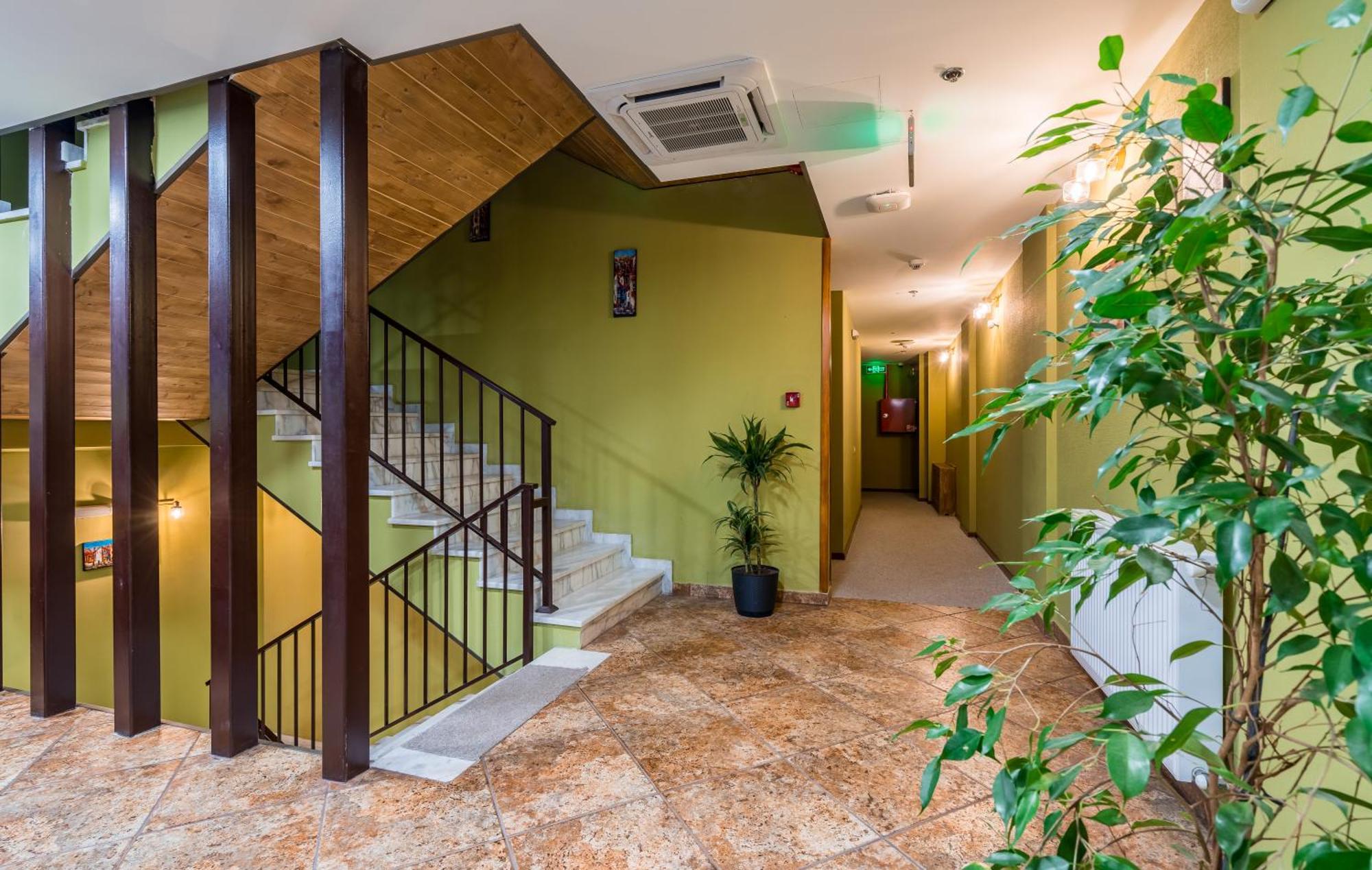 Green Inn Hotel Tbilisi Zewnętrze zdjęcie