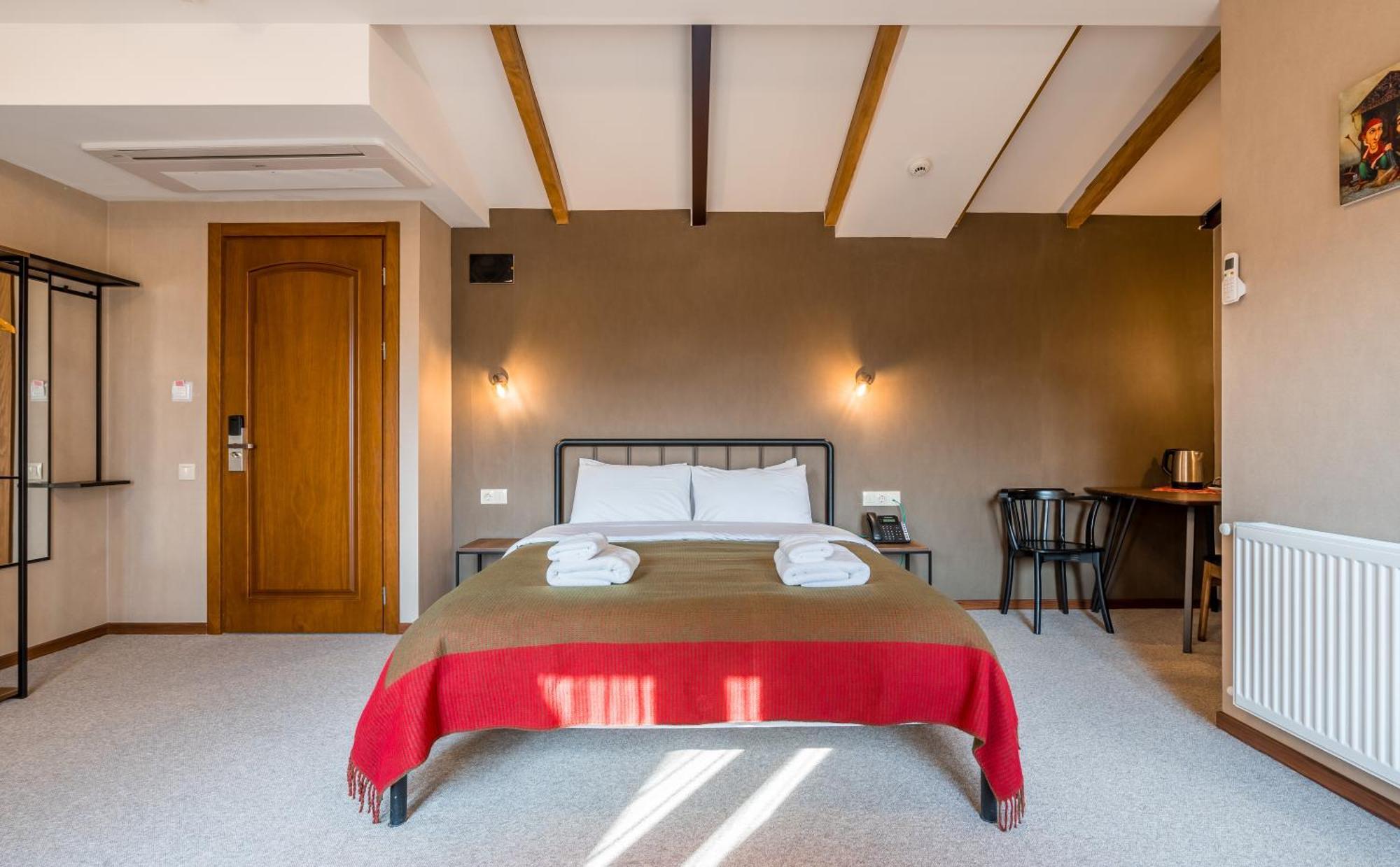 Green Inn Hotel Tbilisi Zewnętrze zdjęcie