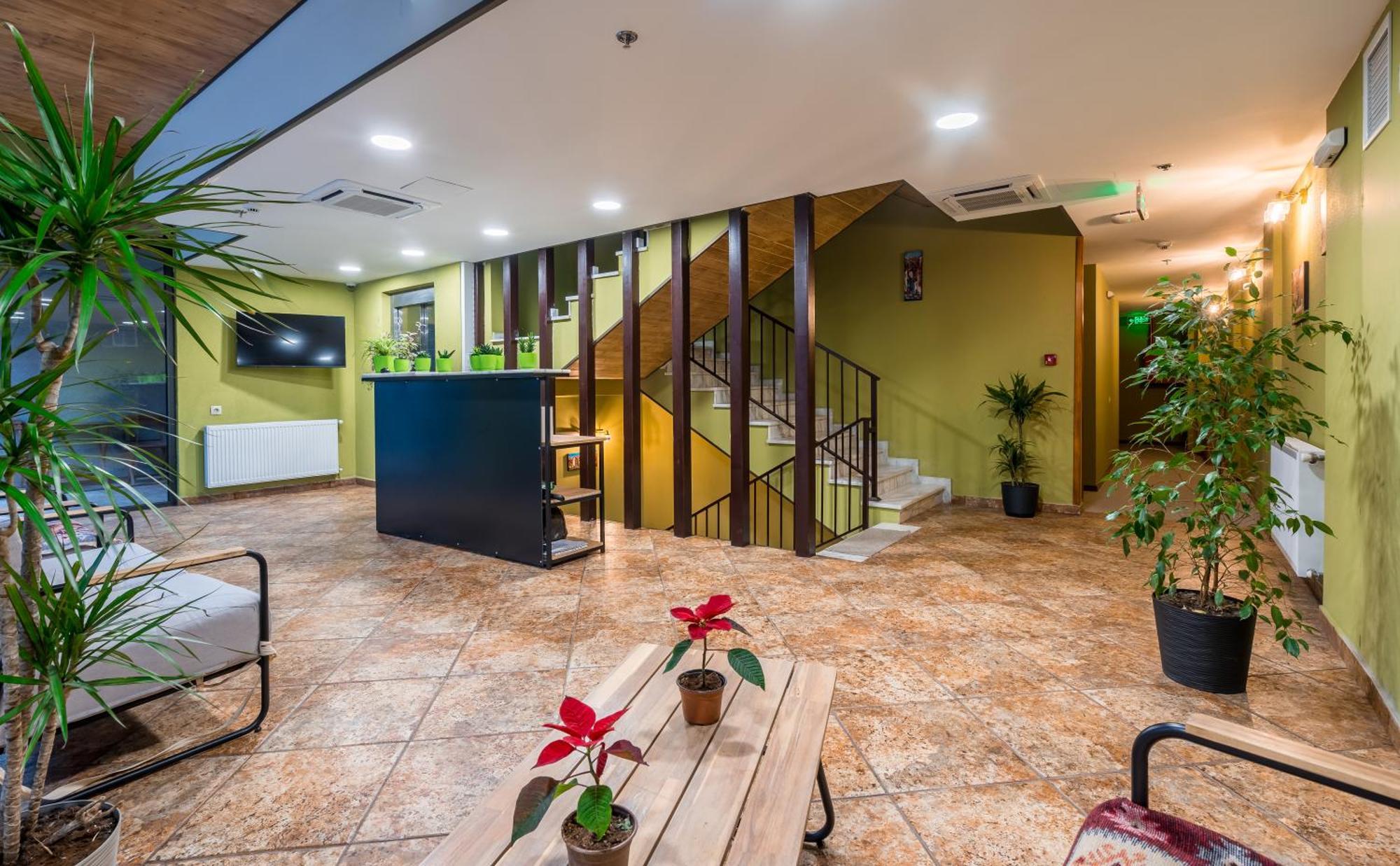Green Inn Hotel Tbilisi Zewnętrze zdjęcie