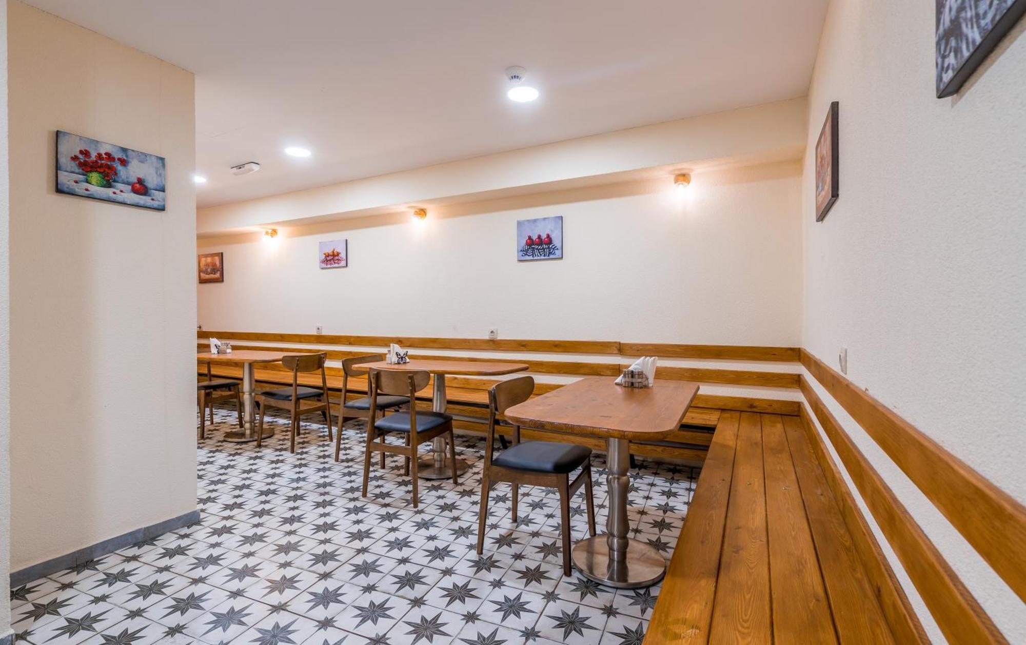 Green Inn Hotel Tbilisi Zewnętrze zdjęcie