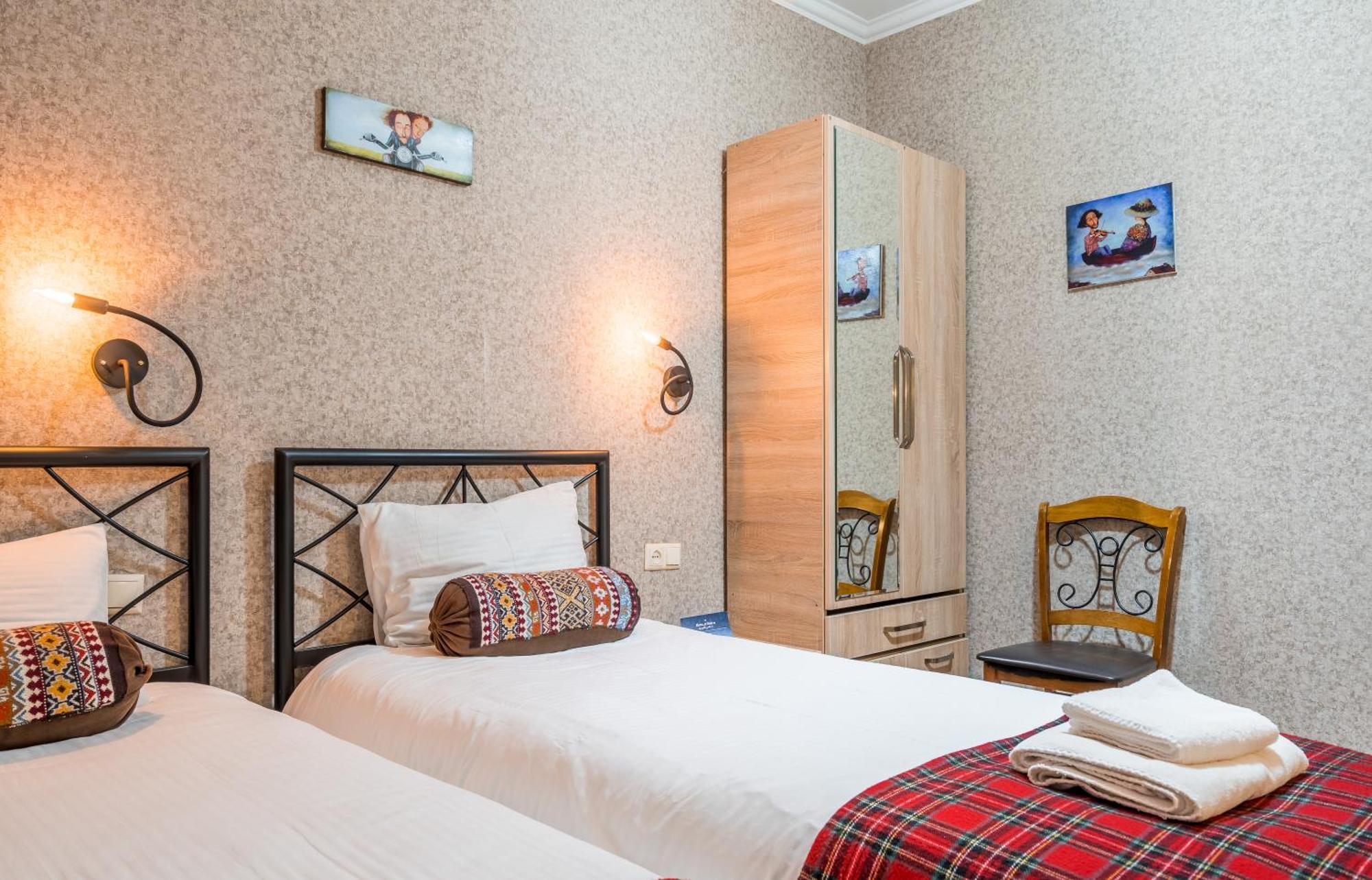 Green Inn Hotel Tbilisi Zewnętrze zdjęcie