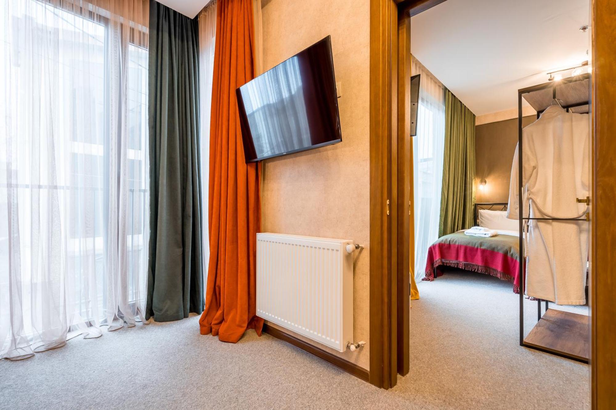 Green Inn Hotel Tbilisi Zewnętrze zdjęcie