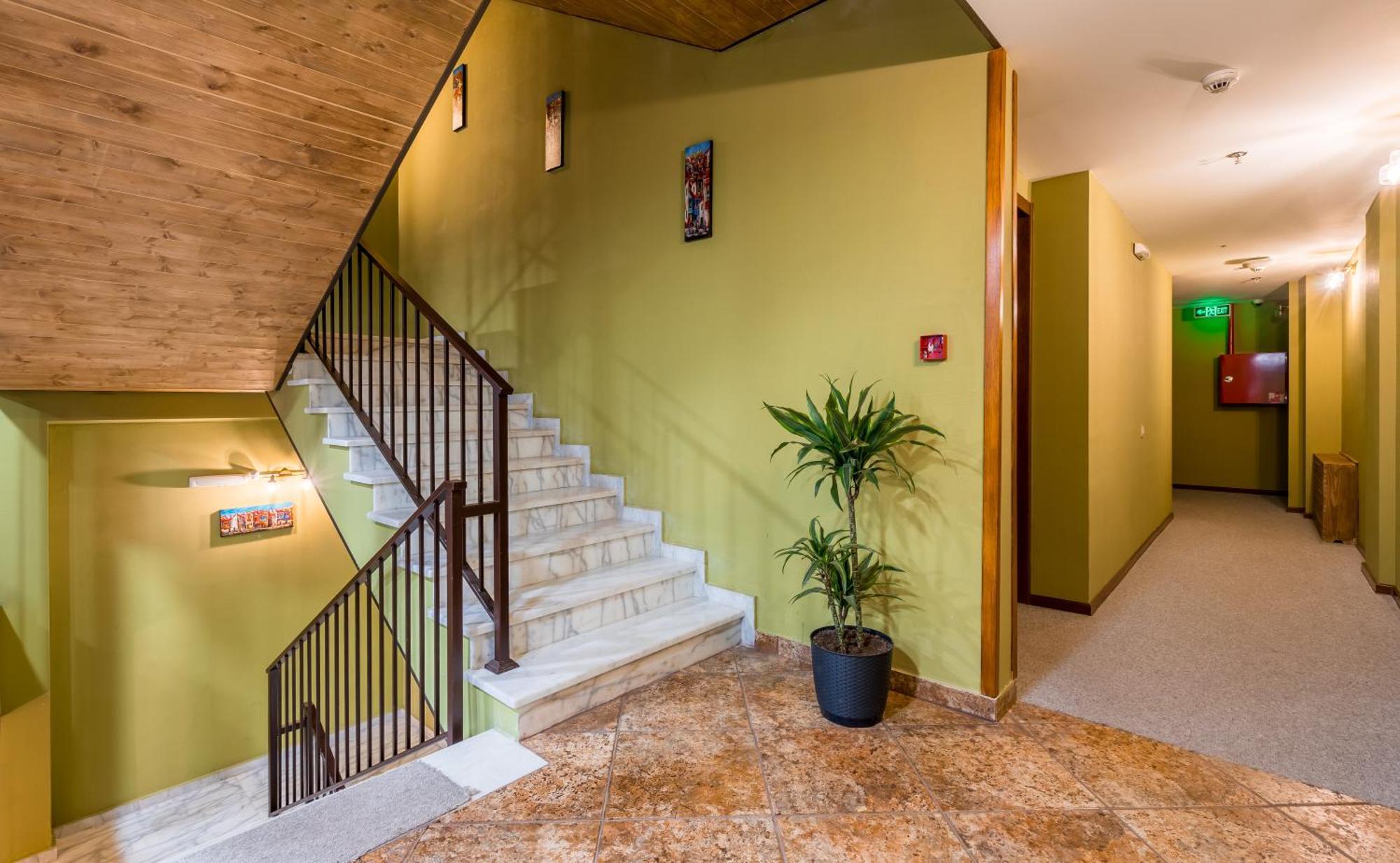 Green Inn Hotel Tbilisi Zewnętrze zdjęcie