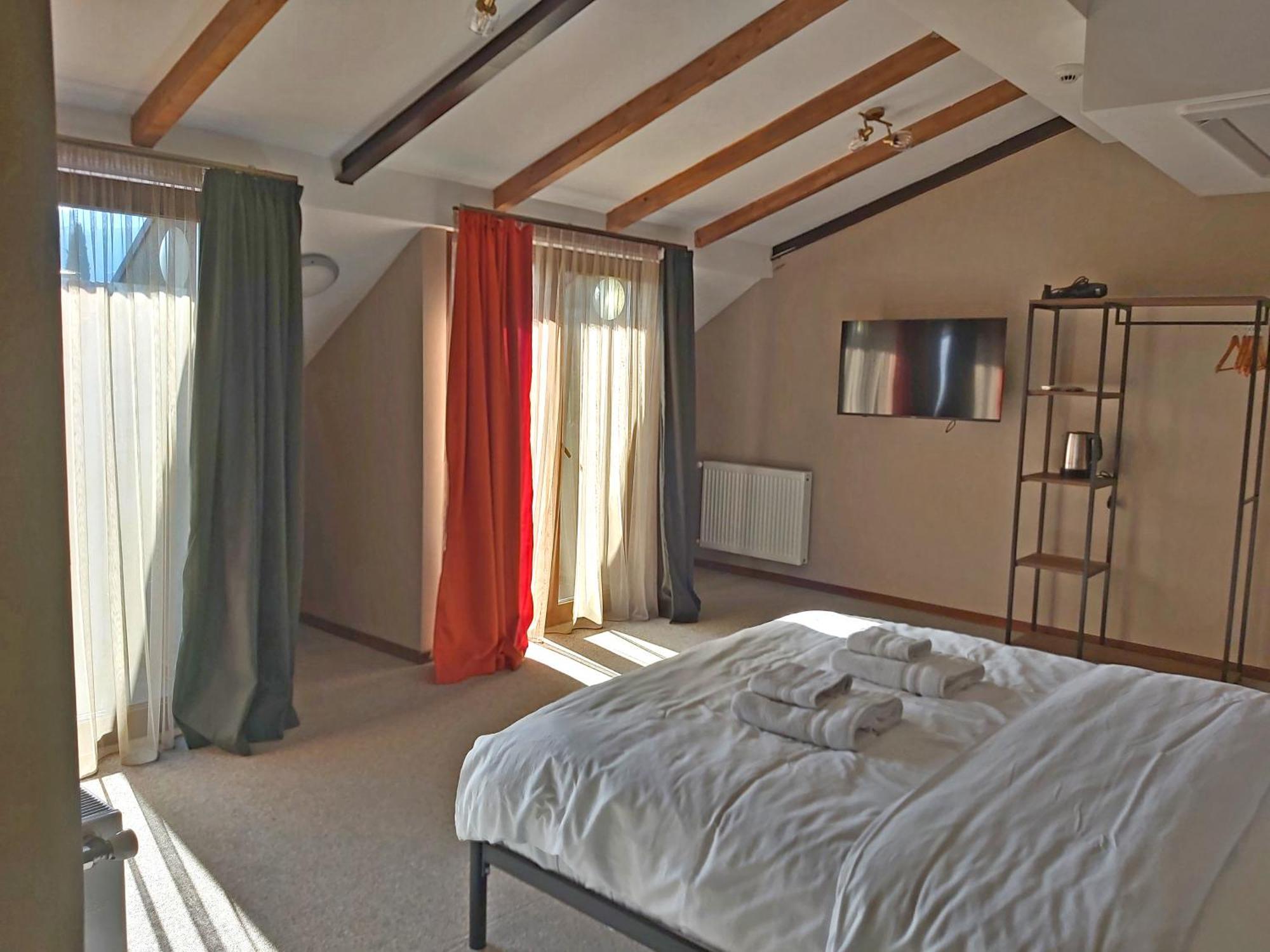 Green Inn Hotel Tbilisi Zewnętrze zdjęcie